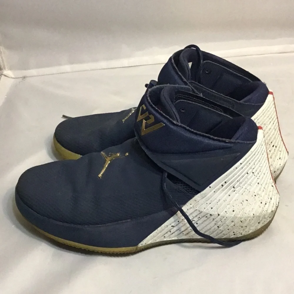 JORDAN WHY NOT MEN SHOES SIZE‎ 7.5